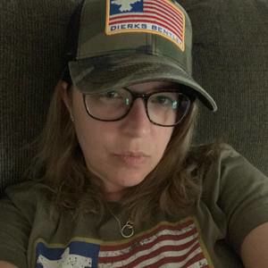 Meet your Posher, Suzanne